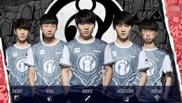 PGL Astana 2025 第一天：精彩比赛、击杀、评论、表情包、网红反应